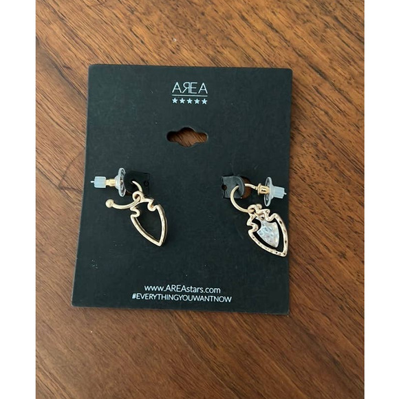 Areastars Jewelry - NWT Areastars Fashion Jewelry Earrings Arrow
